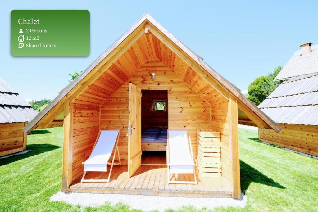 Small Wooden Houses And Apartments Zgornja Dobrava 拉多夫吉卡 外观 照片